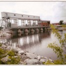 En 2006, le barrage Aylmer a été transformé à nouveau. Nous le voyons à partir du stationnement situé à l'est du barrage.